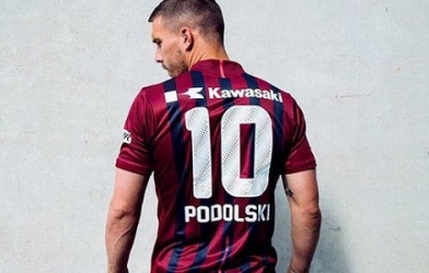 VIDEO: Intro giới thiệu Podolski của Vissel Kobe
