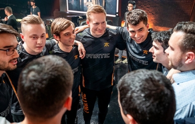 CKTG 2018 Vòng tứ kết ngày 21/10 - Cơ hội đăng cai cho vị vua đầu tiên mang tên Fnatic 