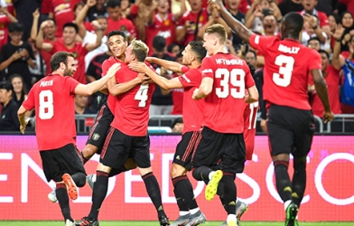 5 vấn đề MU cần giải quyết trước mùa giải mới