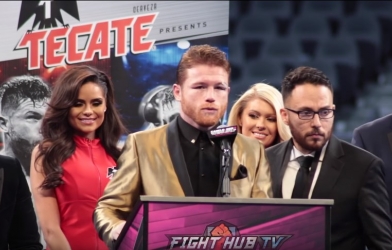 Tiếp tục đà chiến thắng, Canelo Alvarez sẵn sàng trở lại ngay trong tháng 12 