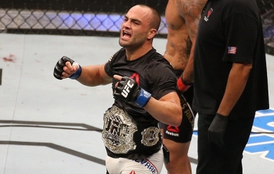 CHÍNH THỨC: Cựu vô địch UFC Eddie Alvarez gia nhập ONE Championship