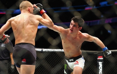 VIDEO Highlights Dominick Cruz - Kẻ có bộ pháp biến ảo nhất UFC