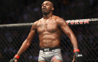 Jon Jones: 'Dùng lối đánh kĩ thuật không có nghĩa tôi không theo kịp Anthony Smith'