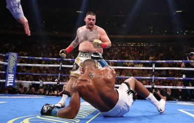BOXING: Anthony Joshua bất ngờ thua sốc trước Andy Ruiz