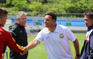 HLV Vanuatu truyền bí kíp thắng New Zealand cho U20 Việt Nam