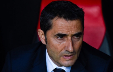 Barcelona có HLV mới thay Luis Enrique