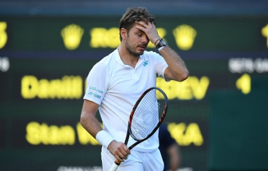 Wimbledon 2017: Wawrinka, Bouchard bị loại sốc ở vòng 1