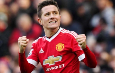 'Virus FIFA' báo hại MU: Giờ là thời của Herrera!