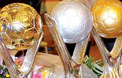 Trao giải QBV Việt Nam 2017: Khó thoát khỏi hai cái tên