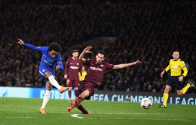 Messi mang về trận hòa quý giá cho Barca trước Chelsea