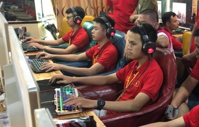 Hạ gục đệ nhất Trung Quốc, Chim Sẻ Đi Nắng vào chung kết solo Shang