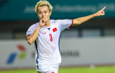 'Gã đầu bạc' Văn Toàn và phần thưởng xứng đáng cho sự kiên nhẫn