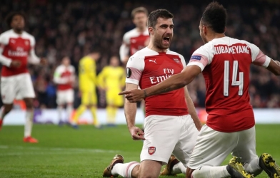 Arsenal, Chelsea dễ thở ở vòng 1/8 Europa League