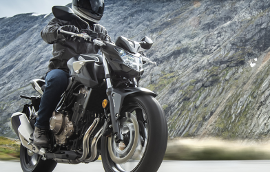 Honda Việt Nam công bố giá bán phiên bản mới CB500F