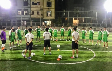 Học viện Trà Dilmah - Hà Đông mở lớp dạy bóng đá cho người lớn
