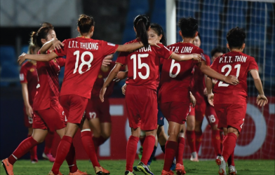Thua đau Việt Nam, CĐV Thái Lan nói ‘không quan tâm bóng đá nữ’