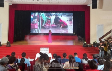 Đặc sắc chương trình nghệ thuật 'Ủng hộ miền Trung thương yêu - Nơi ấm áp trái tim'