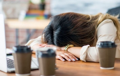 6 mẹo tăng cường năng lượng hiệu quả hơn 'cà phê'