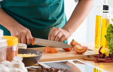 Sai lầm khi nấu bữa tối khiến bạn tăng cân ngay lập tức