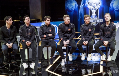 FNC Bwipo: 'Chúng tôi tự tin và sự tự tin sẽ được thể hiện trong trận chung kết'