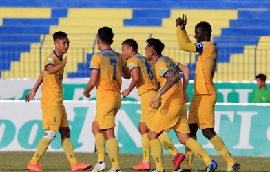 Thắng Hải Phòng, Thanh Hóa bất ngờ lọt top 2 BXH V-League