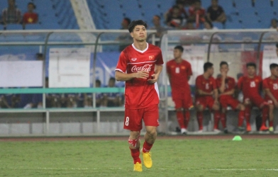 Công Phượng lạnh lùng, âm thầm ghi điểm trong mắt thầy Park