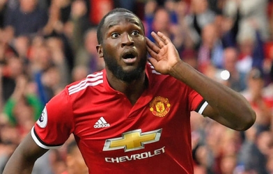 Lukaku tỏa sáng đem về 3 điểm quý giá cho MU