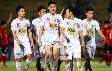 HAGL gục ngã trước TP HCM trong trận cầu 8 bàn