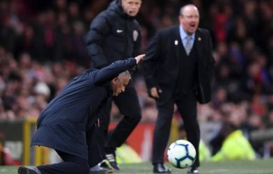 Văng tục chửi thề, Mourinho dễ dính án phạt nặng