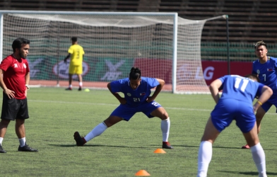 BTC U22 ĐNÁ đưa nhầm '10 thủ môn' Philippines vào đấu Việt Nam