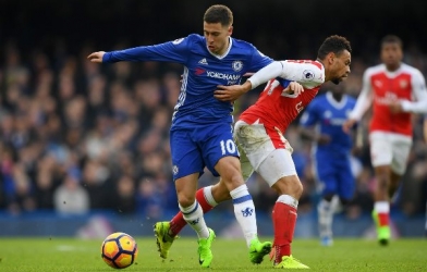 VIDEO: Xem Hazard 'hành hạ' các ông lớn Ngoại hạng Anh