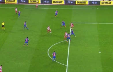 VIDEO: Atletico mất oan bàn thắng hợp lệ trước Barca