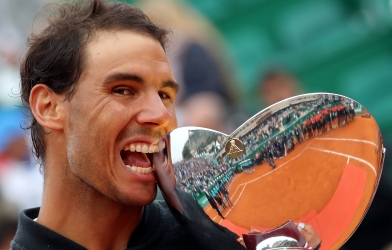 VIDEO: Rafael Nadal đăng quang Monte Carlo lần thứ 10