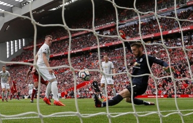VIDEO: De Gea cứu thua đỉnh nhất vòng 8 Ngoại hạng Anh