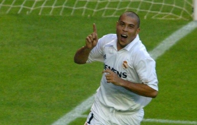 VIDEO: Màn ra mắt hoàn hảo của Rô béo ở Galaticos 1.0