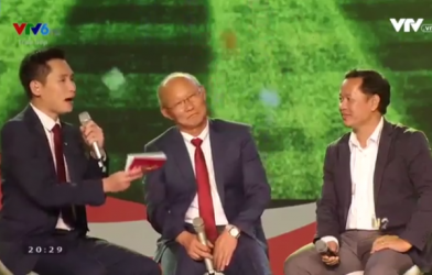 VIDEO: HLV Park Hang-seo đoán tên học trò qua ảnh hồi nhỏ