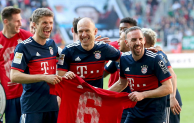 Highlights: Augsburg 1-4 Bayern Munich (Vòng 29 Bundesliga)