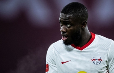 'Siêu trung vệ' Pháp chốt tương lai: MU hay Liverpool?