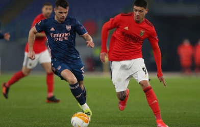 Aubameyang tịt ngòi, Pháo thủ hòa tiếc nuối