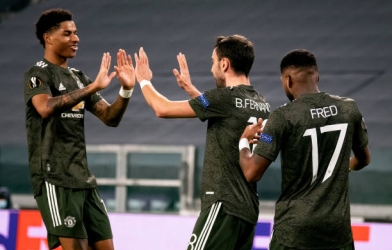 Real Sociedad đầu hàng trước nanh vuốt của Quỷ đỏ