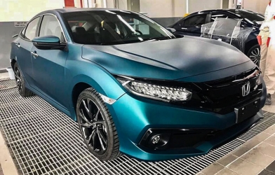 Khách hàng kết 'nổ đĩa' màu sơn mới của Honda Civic RS