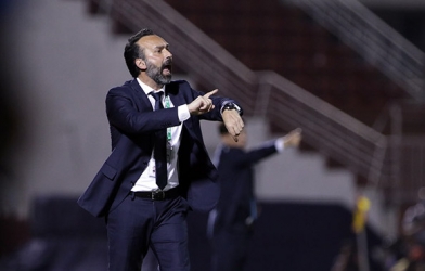 HLV Thanh Hóa: ‘TP.HCM thắng nhờ trọng tài’