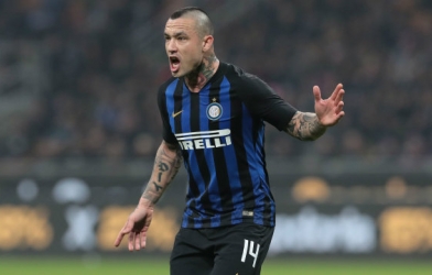 VIDEO: Nainggolan nã tên lửa vào lưới Juventus 