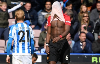 VIDEO: Highlight Huddersfield 1-1 MU, Vòng 37 Ngoại hạng Anh