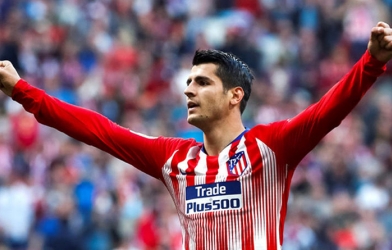 Vượt Torres, 'chân gỗ' Morata đắt giá nhất lịch sử Tây Ban Nha