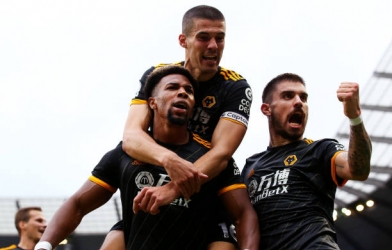 Góp công 'bắn hạ' Man City, sao Wolves lọt tầm ngắm ông lớn 
