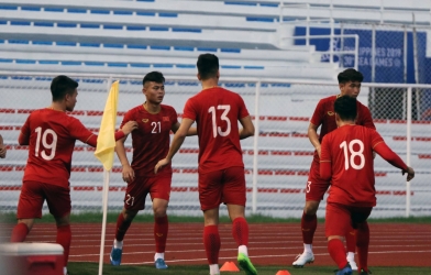 HLV Park Hang-seo tiết lộ lý do 'bỏ quên' số áo quan trọng 