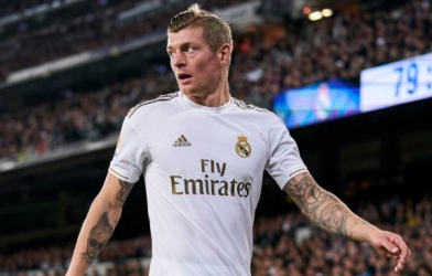 Kroos đã 'nhắc bài' cho Vinicius phá lưới Barca như thế nào?