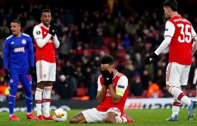 NÓNG: Cả đội Arsenal nguy cơ nhiễm Covid-19 do tiếp xúc với người dương tính