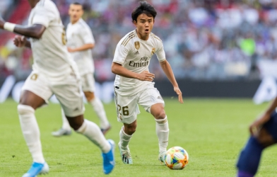 'Messi Nhật' sáng cơ hội đá Champions League dù vừa xuống hạng